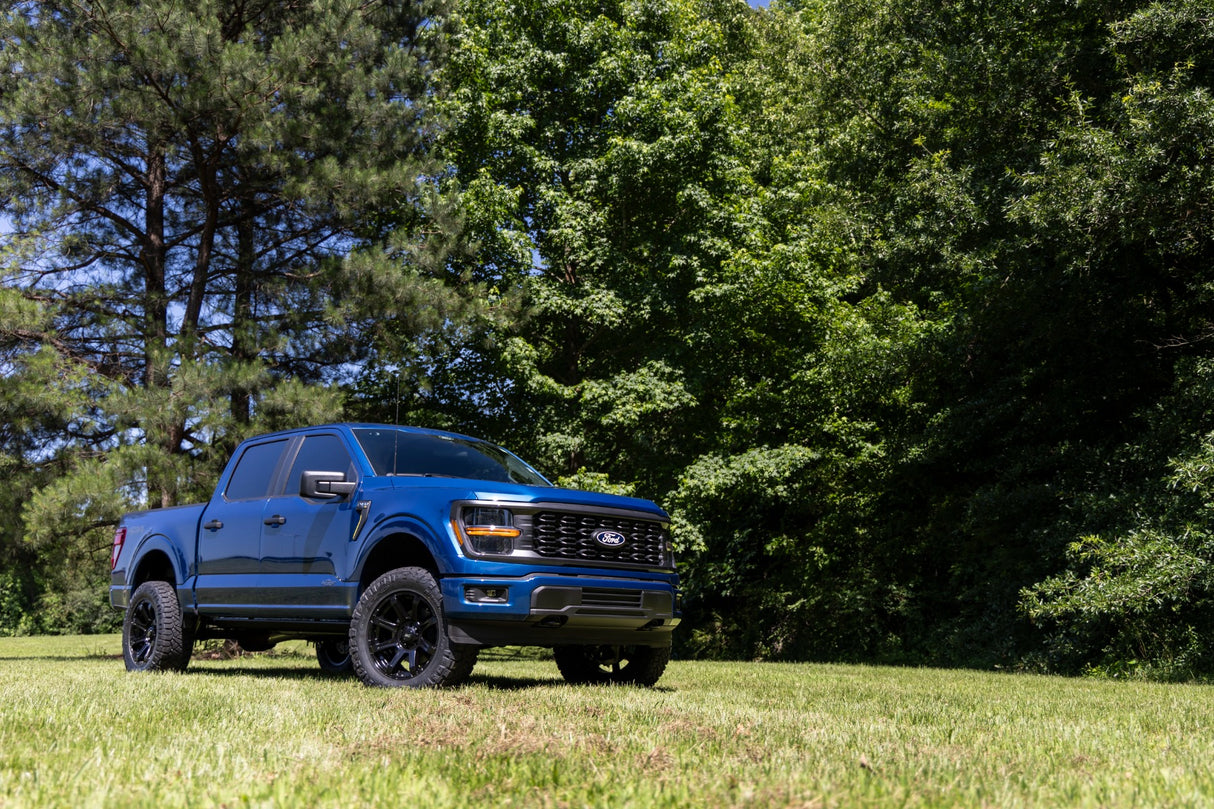 Rough Country 3 Inch Lift Kit Forged UCA Ford F-150 4WD 2021-2026 41430