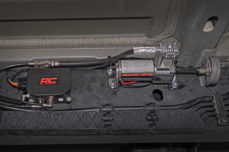 Air Spring Kit w/compressor | Wireless Controller | Ford F-250/F-350 Super Duty (17-22)