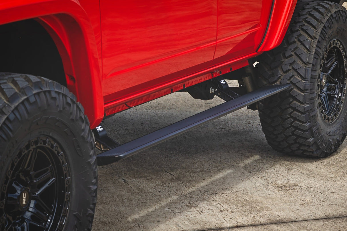 Rough Country HT-Series Power Running Boards 2021-2026 Ford Bronco 4WD