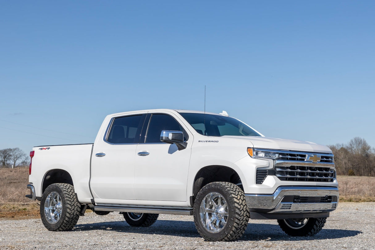 Rough Country 3.5 Inch Suspension Lift Kit Chevy Silverado 1500