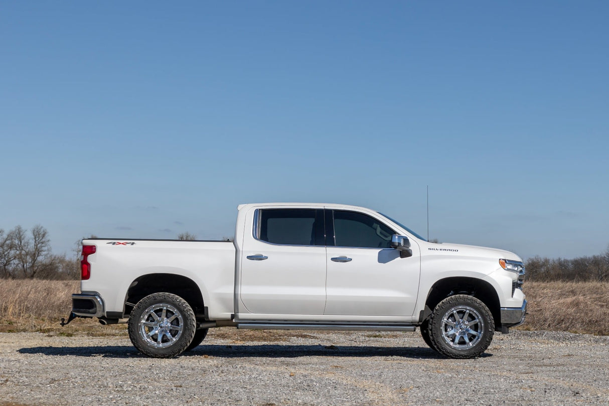 Rough Country 3.5 Inch Suspension Lift Kit Chevy Silverado 1500