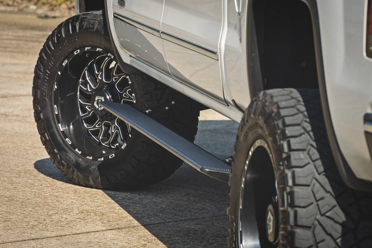 Rough Country HT-Series Power Running Boards for Chevy/GMC 1500/2500HD/3500HD