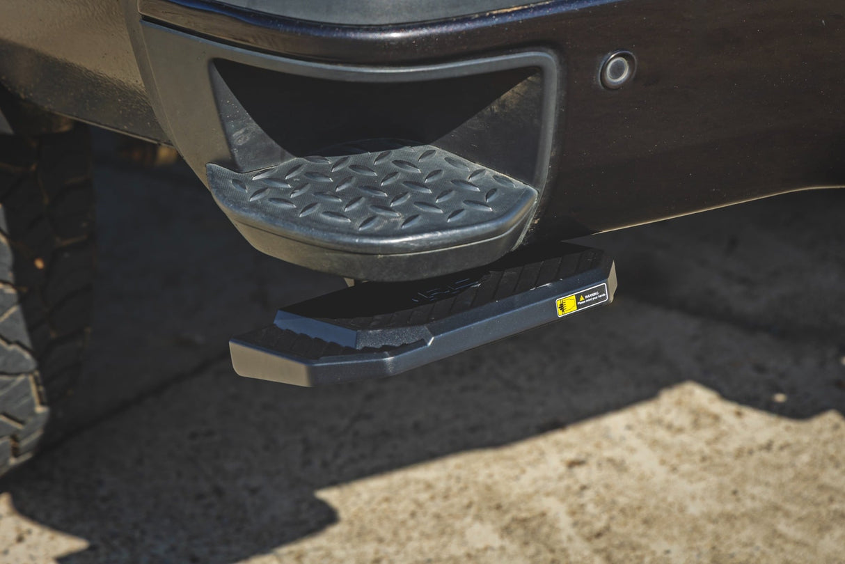 Rough Country Manual Bed Step for Chevy/GMC 2500HD/3500HD (15-19)