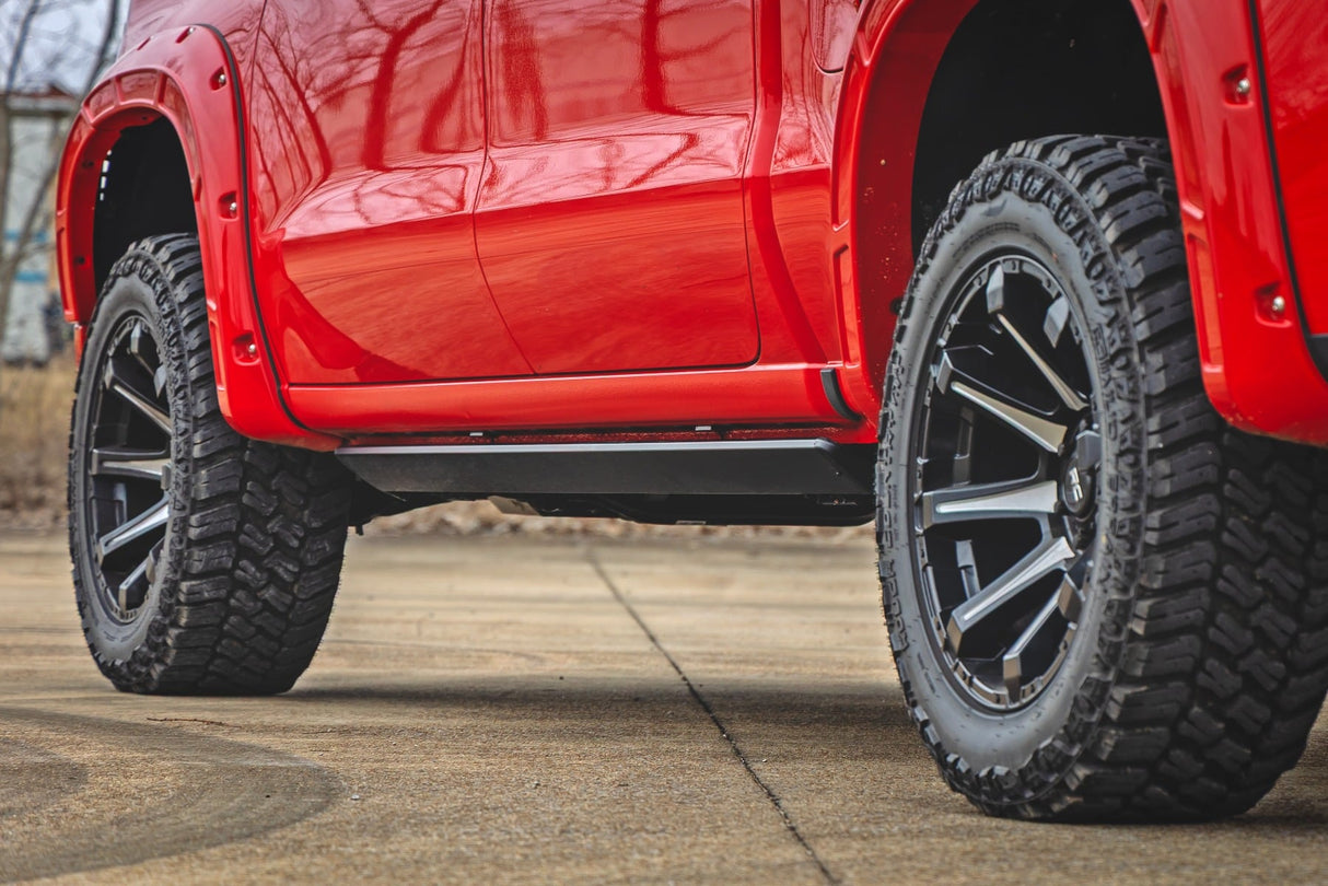Rough Country HT-Series Power Running Boards for Chevy/GMC Crew Cab