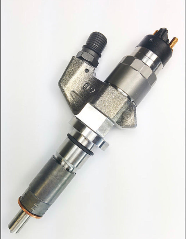 Duramax 01-04 LB7 Stock BRAND NEW Injector Far From Stock Dynomite diesel