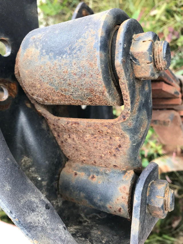 First Gen Dodge 72-93 Rear Shackles Far From Stock