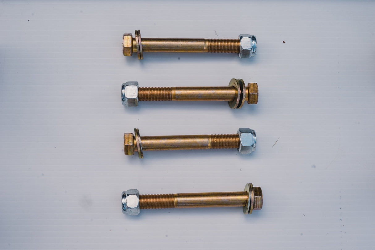 Traction Bar Hardware Far From Stock