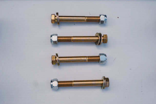 Traction Bar Hardware Far From Stock
