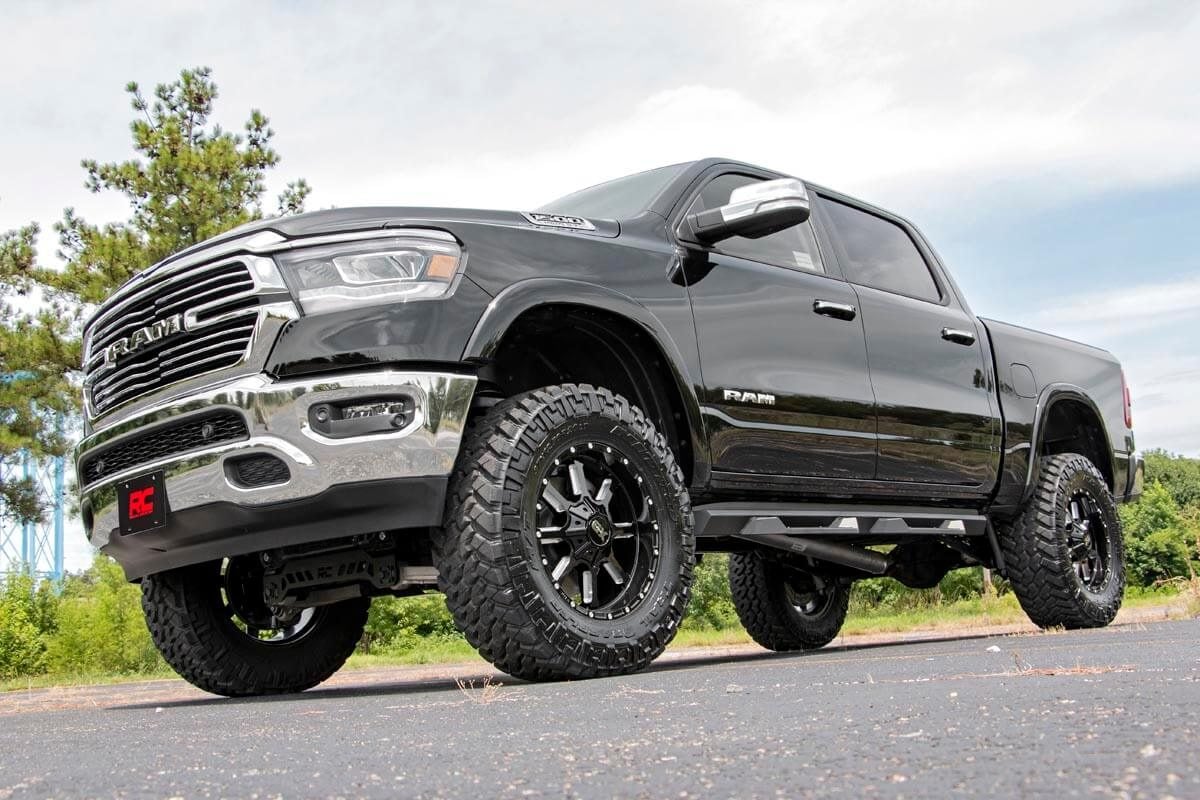 Rough Country 6 Inch Suspension Lift Kit Ram 1500 4WD 2019-2024 33930A