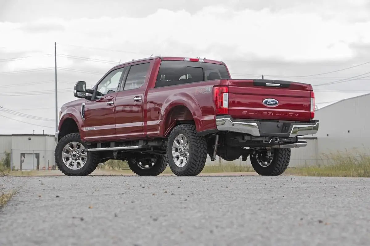 Rough Country 3 Inch Suspension Lift Kit Ford F-250 Super Duty 4WD 2017-2022 50220-config