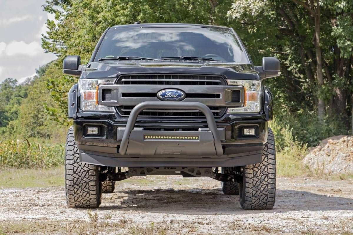 Rough Country 6 Inch Suspension Lift Kit Ford F-150 4WD 2015-2020 557-config