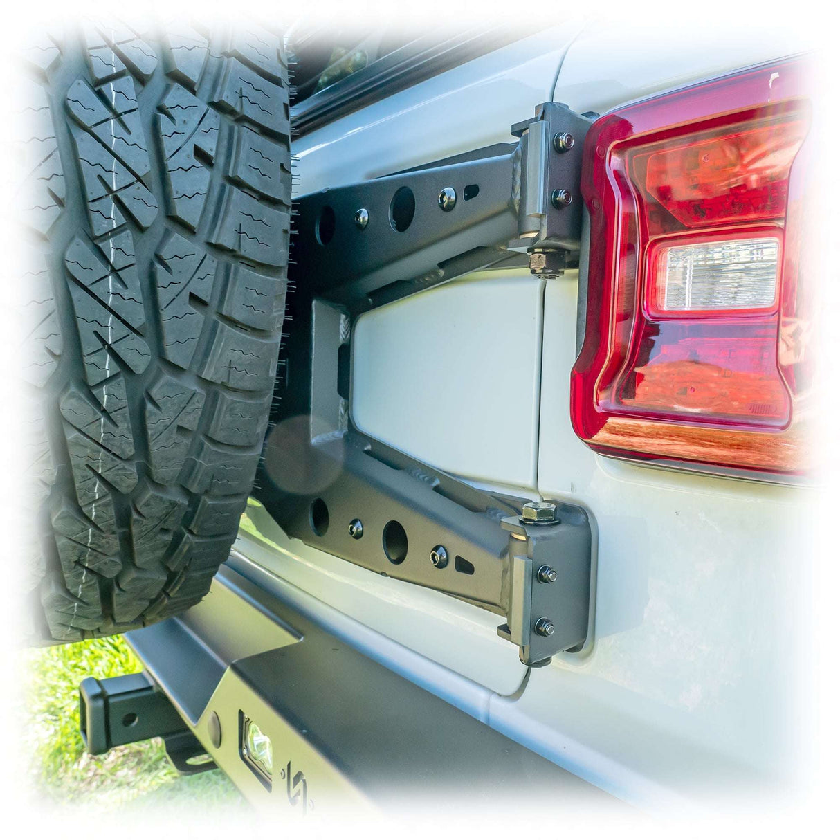 Jeep JL Tailgate Reinforcement Tire Carrier | 2018–2025 Turn Offroad