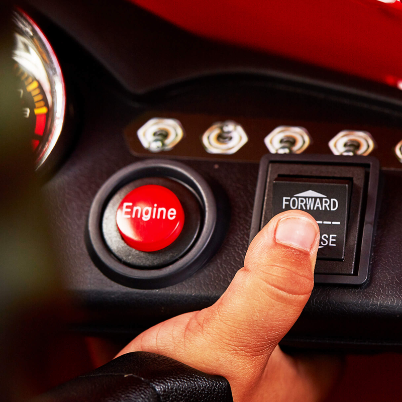 Lightning McQueen 6V Battery-Powered Ride On for Kids - Speeds up to 2.5 MPH