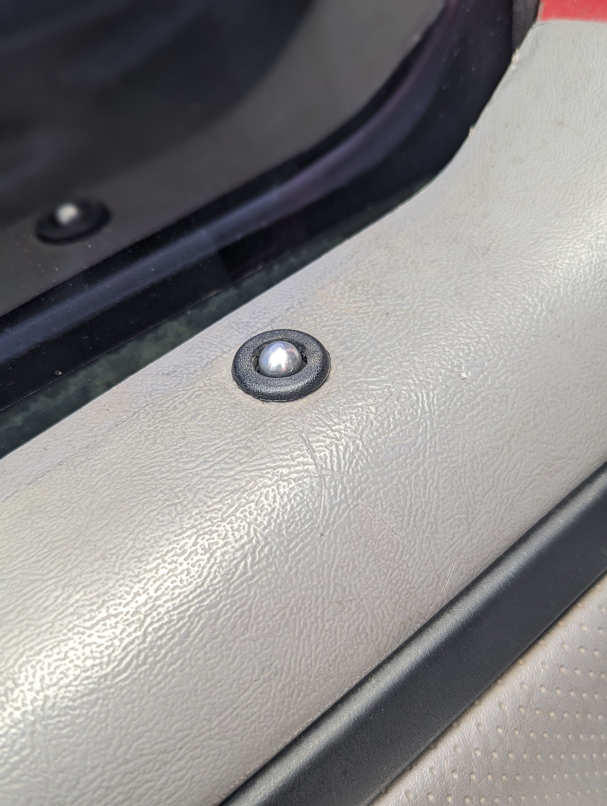 Diesels and Dirtbags Door Locks Knobs - 1980-1997 Ford F-Series & Bronco Diesels and Dirtbags