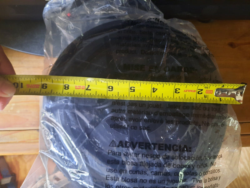 Mustang GT Convertible Rear Wheel with Protective Wheel Cover