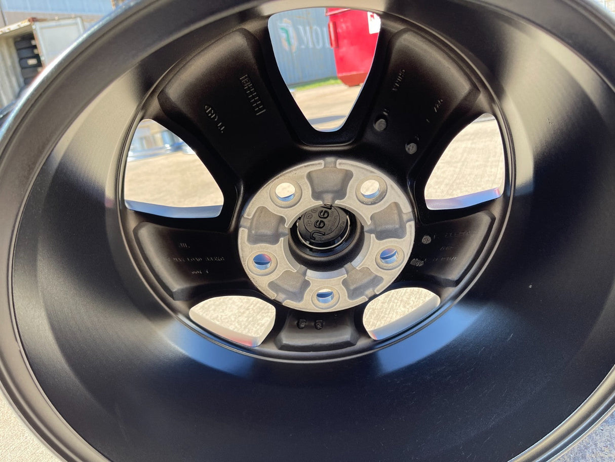 (4) 17" Jeep Wrangler Rubicon OEM 96226 wheels rims Gladiator NEW Texas Truck Tire