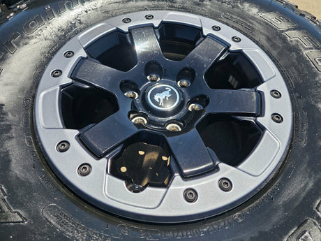 17" Ford Bronco HERITAGE OEM 10386 wheels rims BEADLOCK 2024 2025 2026 NEW 37" Texas Truck Tire