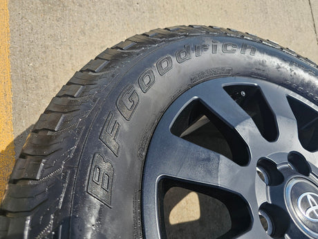 18" Toyota Land Cruiser OEM wheels rims 95952 Tundra Sequoia 2024 2025 2026 BFG Texas Truck Tire