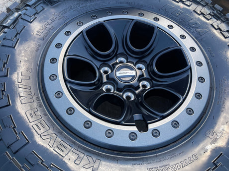 17" Ford F-150 Raptor OEM BEADLOCK rims wheels 10459 95210 M/T2 37" tires NEW Texas Truck Tire