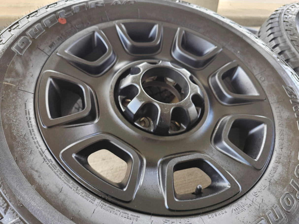 20" Ford F-250 F-350 OEM Lariat Platinum wheels rims 10486 tires 2024 2025 2026 Texas Truck Tire