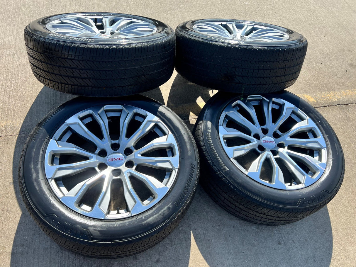 22" GMC Yukon Sierra DENALI OEM wheels rims 14025 97000 tires BRIDGESTONE Texas Truck Tire