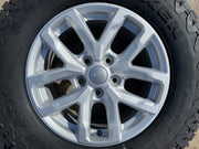 17" Jeep Gladiator RUBICON OEM wheel rim 9301 95329 Wrangler spare NEXEN NEW Texas Truck Tire