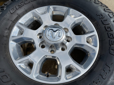 18" Ram 2500 3500 Laramie Power Wagon OEM wheels rims 2693 tires COOPER 35" Texas Truck Tire
