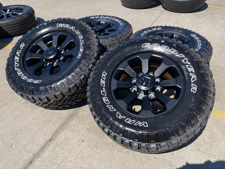 17" Ram 2500 3500 Laramie Power Wagon OEM wheels rims 2599 tires 2024 2025 NEW Texas Truck Tire