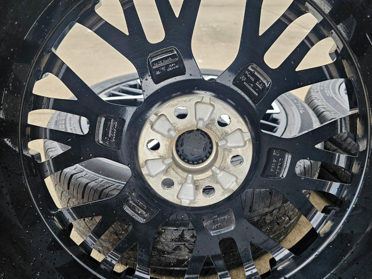21" Chevy Blazer RS GMC Acadia OEM 95471 Wheels rims Traverse 2023 2024 2025 Texas Truck Tire