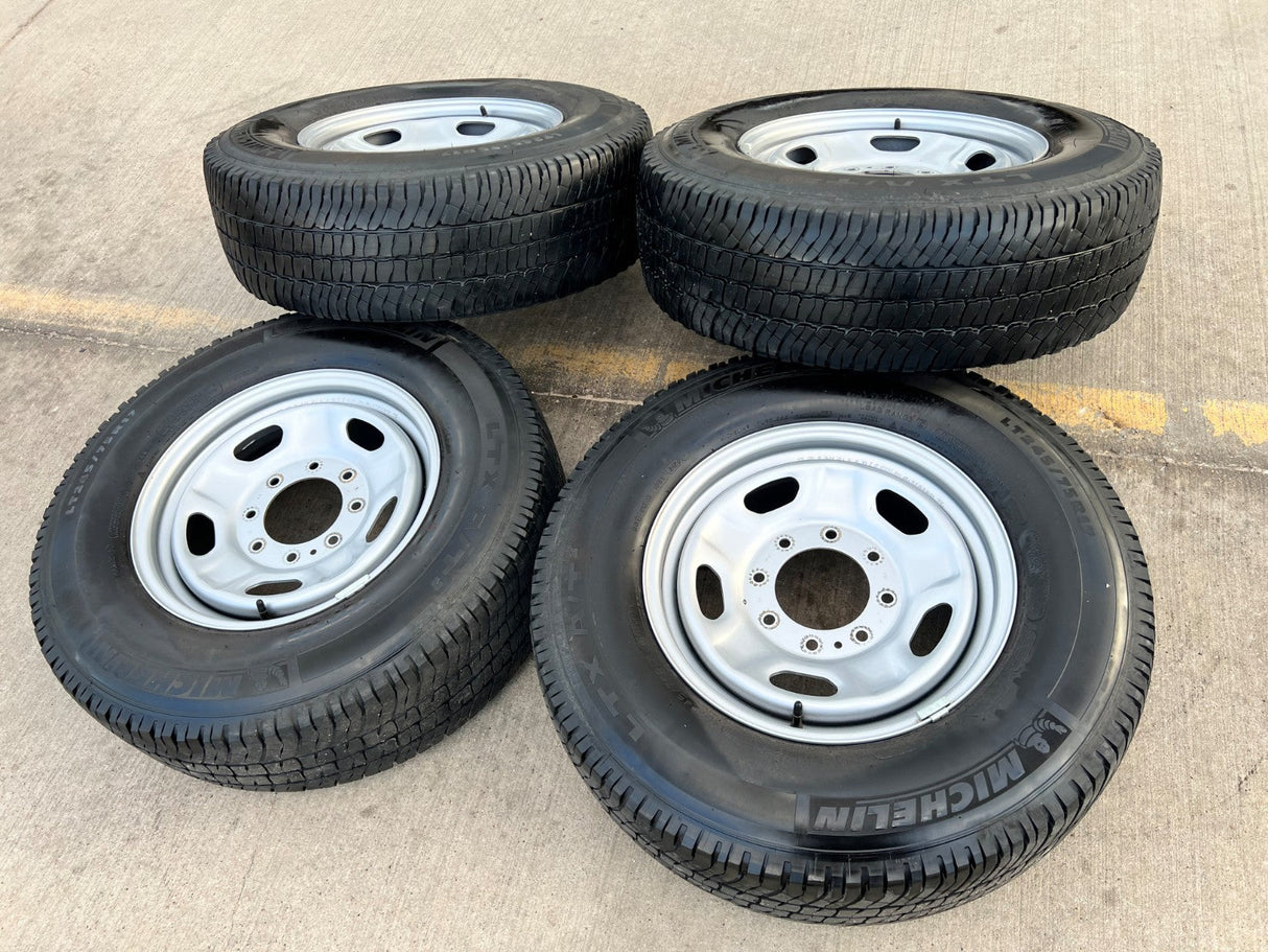 17" Ford F-250 F-350 OEM 3828 wheels rims tires MICHELIN LTX A/T2 Texas Truck Tire
