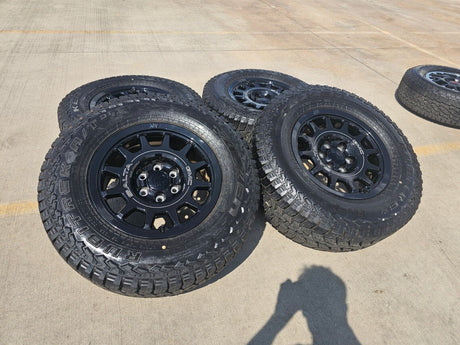 (4) 18" AEV SALTA GMC Sierra AT4X Chevy Silverado OEM rims wheels 2024 2025 Texas Truck Tire