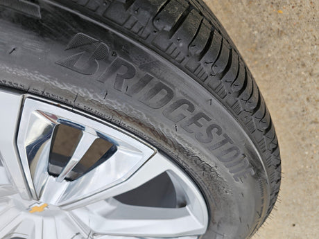 22" Chevy Tahoe RST Premier OEM wheels rims 14046 96951 Silverado Suburban Texas Truck Tire