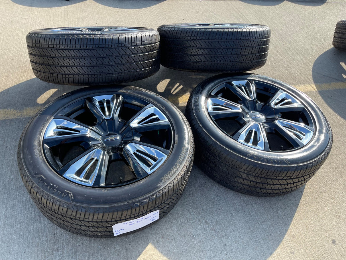 22" Chevy Tahoe RST Premier OEM black wheels rims 14046 96951 Silverado Suburban Texas Truck Tire