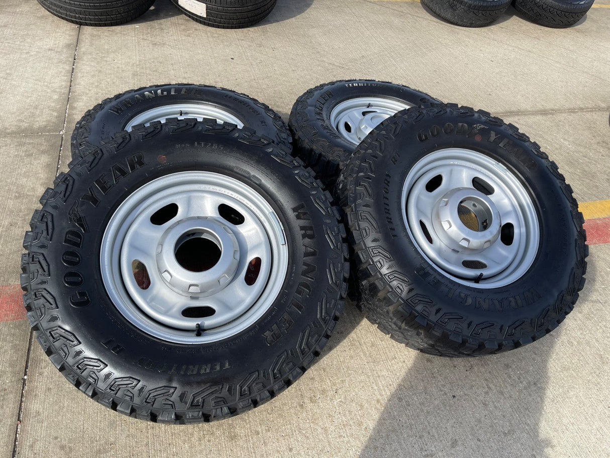 17" Ford F-250 F-350 OEM 3828 wheels rims tires GOODYEAR TERRITORY A/T 33" NEW Texas Truck Tire