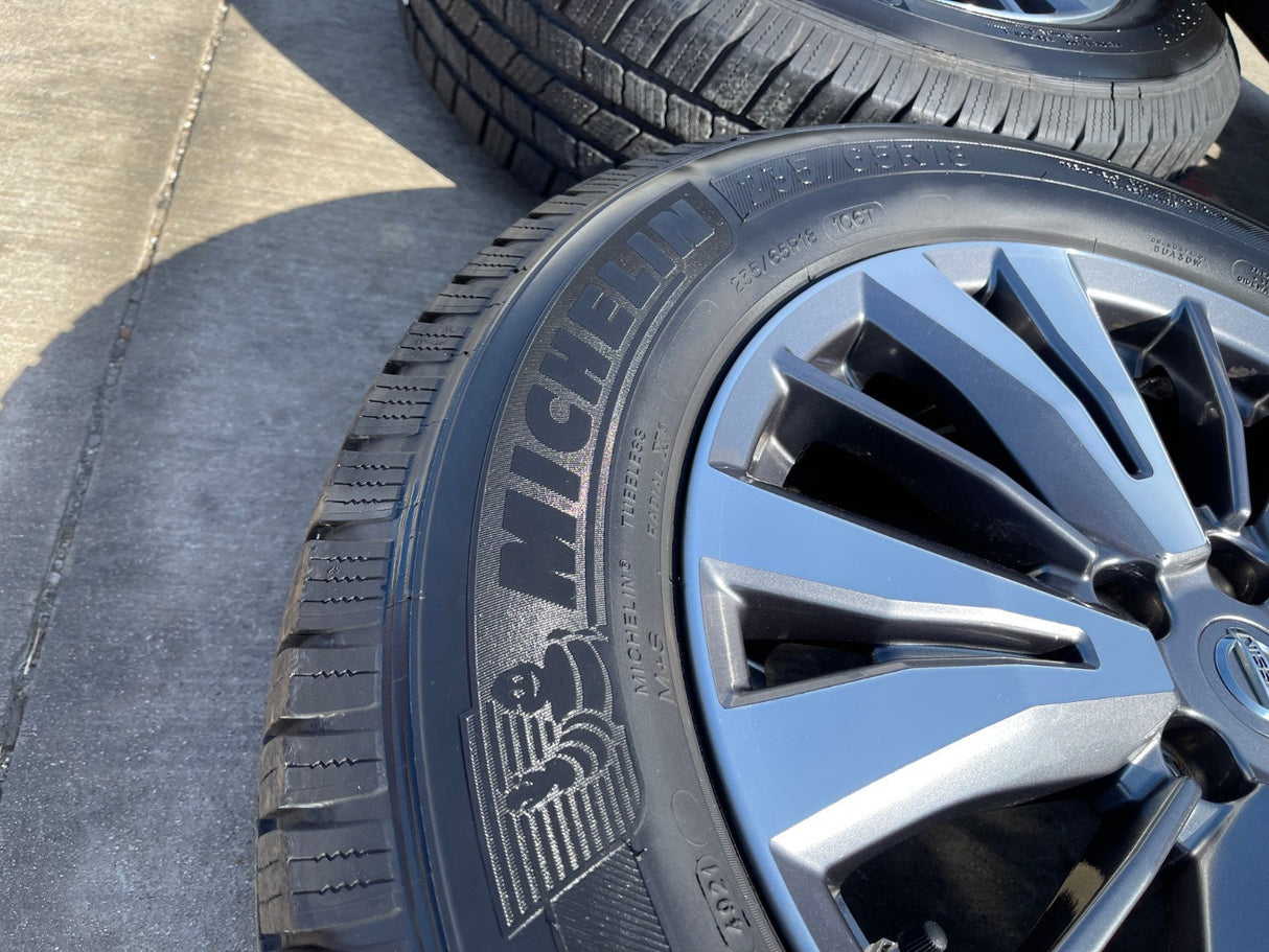 18" Nissan Pathfinder Murano FX35 FX45 QX60 OEM 62742 wheels rims MICHELIN Texas Truck Tire