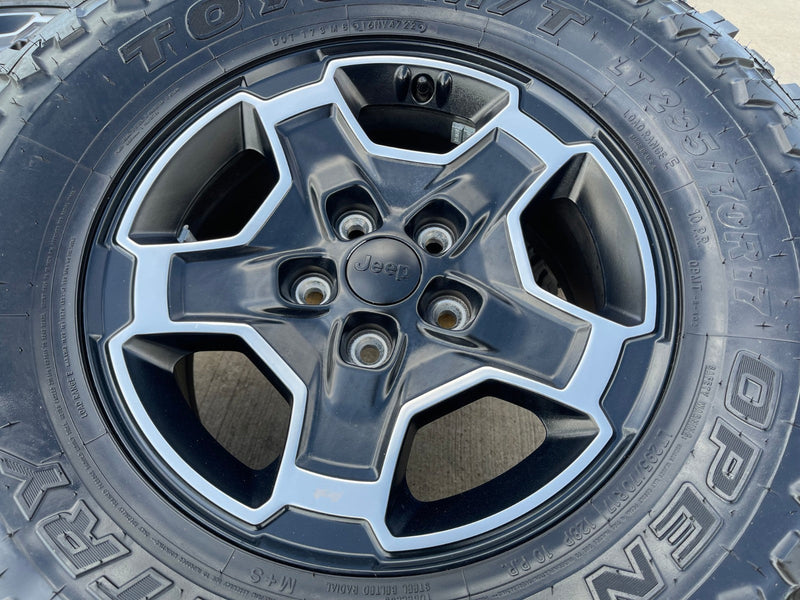 17" Jeep Wrangler RUBICON OEM wheels rims tires 9259 black TOYO 33" Texas Truck Tire