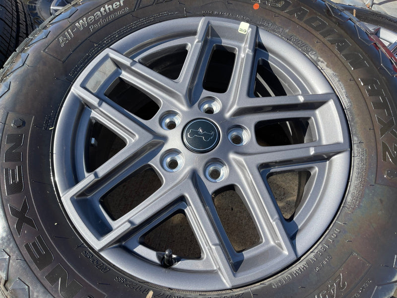 17" Jeep Wrangler Rubicon OEM wheels rims 9324 Gladiator 2025 2026 NEXEN NEW Texas Truck Tire