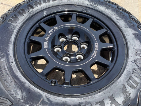 (1) 18" AEV SALTA GMC Sierra AT4X Chevy Silverado OEM rim wheel 2024 2025 NEW Texas Truck Tire