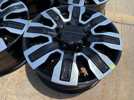 20" Chevy Silverado ULTIMATE 2500 3500 OEM 5958 14138 wheels rims 2024 2025 2026 Texas Truck Tire
