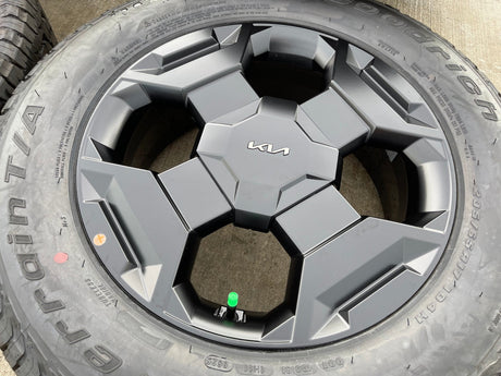 17" Kia Sorento X-PRO OEM wheels rims tires Telluride Sedona 2025 2026 NEW BFG Texas Truck Tire