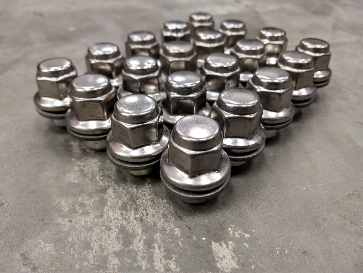 (20) 12x1.5 OEM Toyota Camry lug nuts polished Avalon Corolla Rav-4 Lexus RX350 Texas Truck Tire