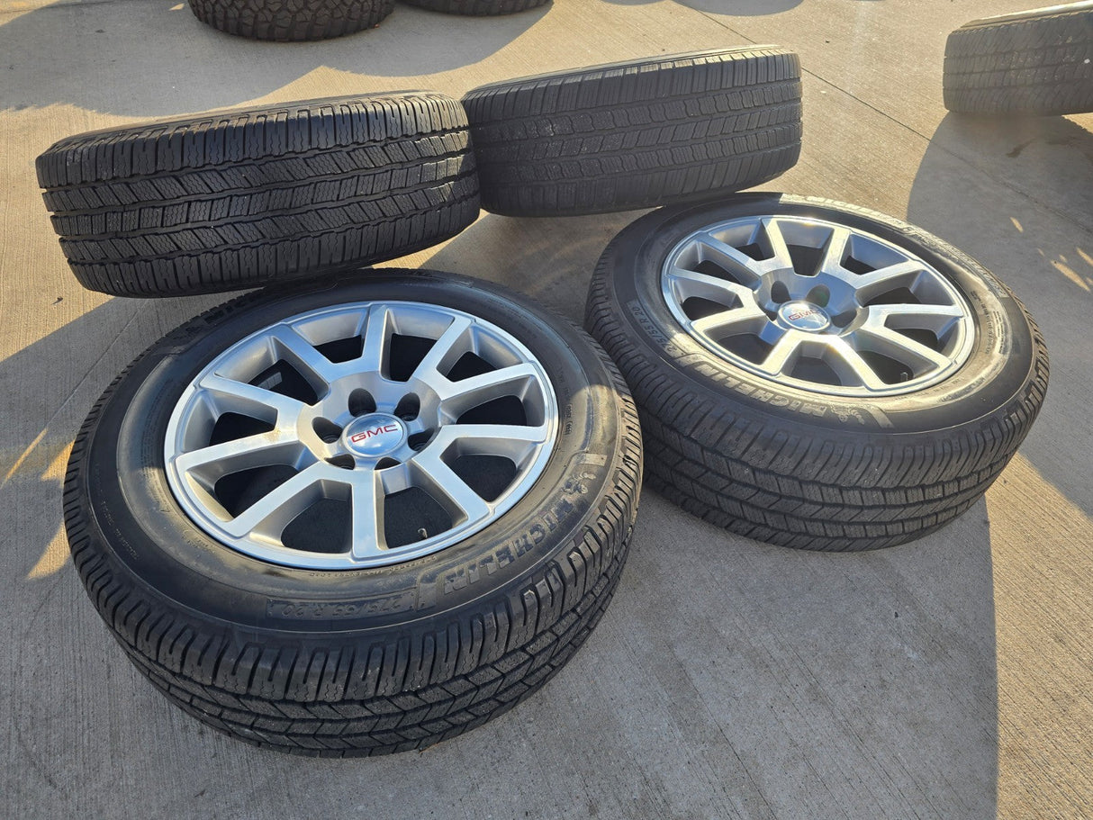 20" GMC Sierra Yukon DENALI OEM wheels rims 5699 5644 MICHELIN DEFENDER LTX M/S2 Texas Truck Tire