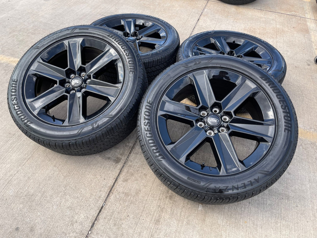 22" Ford F-150 LOBO OEM rims wheels tires Expedition 2026 2027 NEW Texas Truck Tire