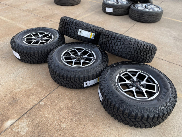 17" Jeep Wrangler Rubicon OEM 95730 9327 wheels rims Gladiator GOODYEAR 33" NEW Texas Truck Tire