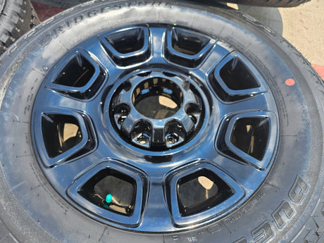 20" Ford F-250 F-350 OEM Lariat Platinum wheels rims 10486 tires 2025 2026 NEW Texas Truck Tire