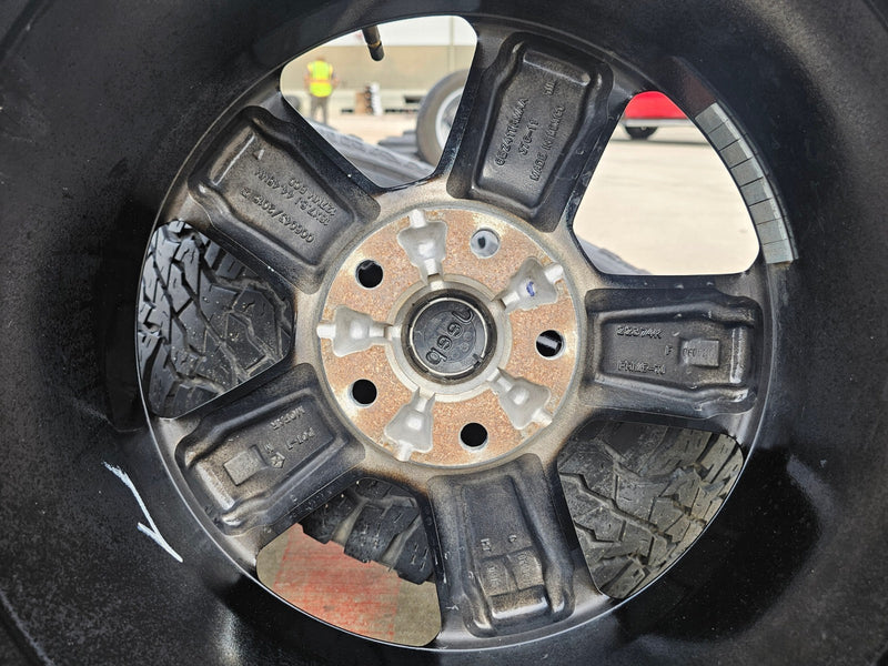 18" Jeep Wrangler Sahara OEM 9221 9255 wheels rims 2020 2021 2022 2023 2024 2025 Texas Truck Tire