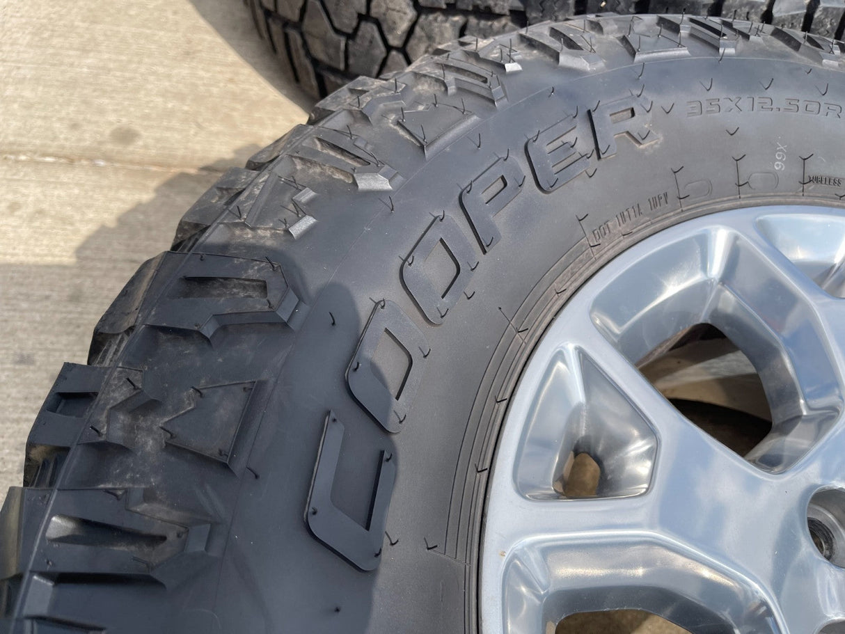 18" Ram 2500 3500 Laramie Power Wagon OEM wheels rims 2693 tires COOPER 35" Texas Truck Tire