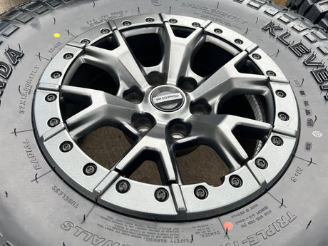 17" Ford F-150 Raptor OEM BEADLOCK 10460 rims wheels tires 37" R/T NEW Texas Truck Tire