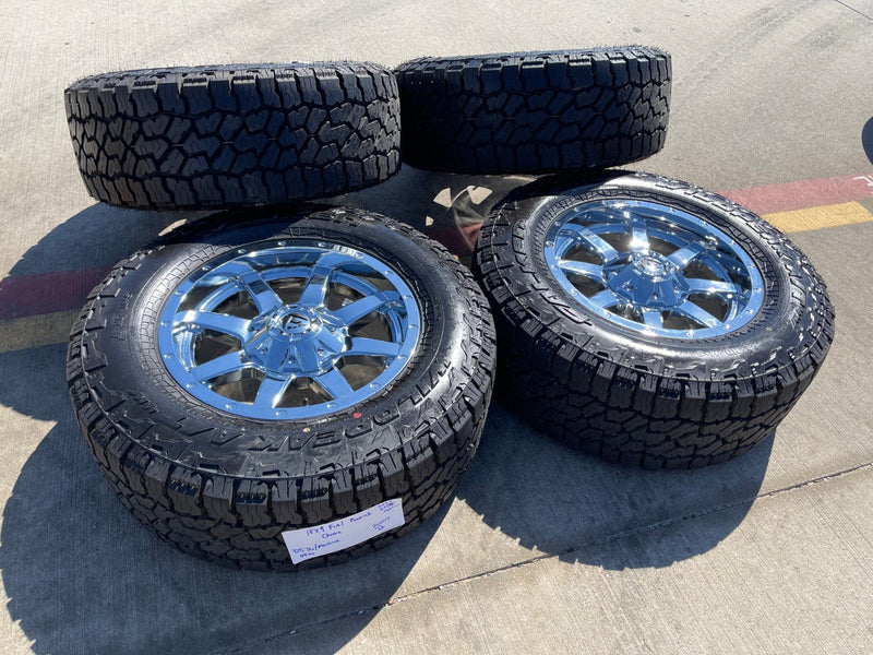 18x9 18" Fuel Maverick D536 Chevy Silverado F-150 RAM wheels rims 6x139 6x135 Texas Truck Tire