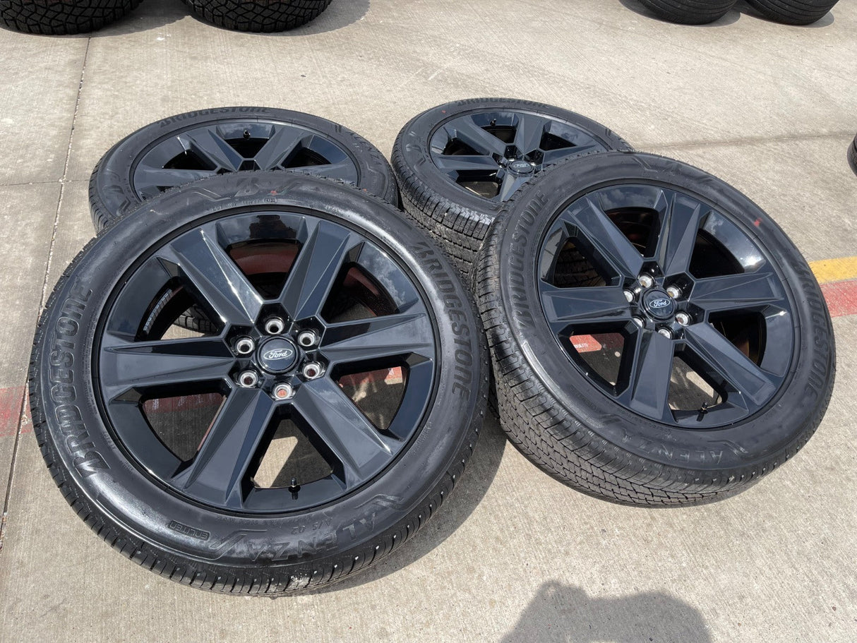22" Ford F-150 LOBO LARIAT OEM black rim wheel tire Expedition 2026 2027 NEW Texas Truck Tire